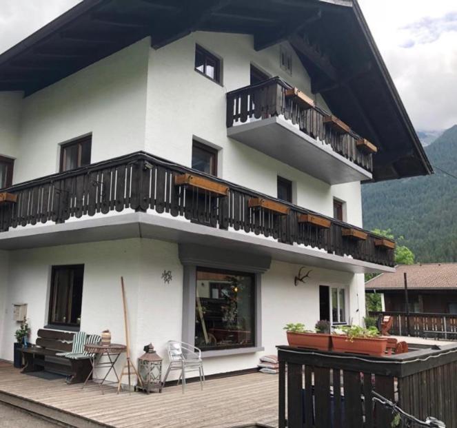 Gaestehaus Schmitt Lähn Eksteriør billede